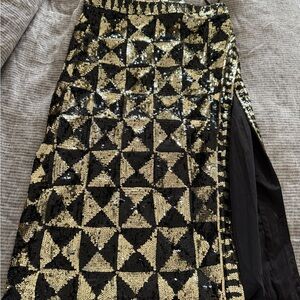 NBD Black and Gold Geometric Sequin Pencil Skirt